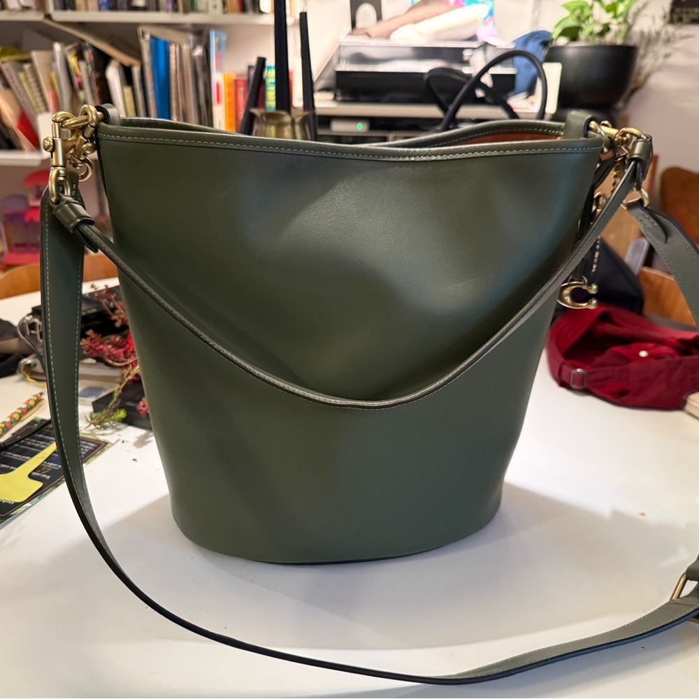 Coach Dakota Bucket bag Green larger size - Picture 7 of 11